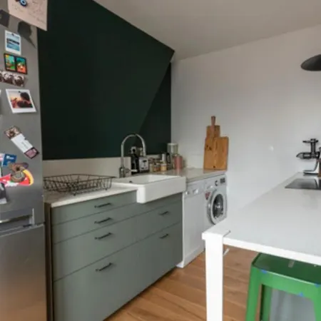 Magnificent Apartment Near Nation شقة
